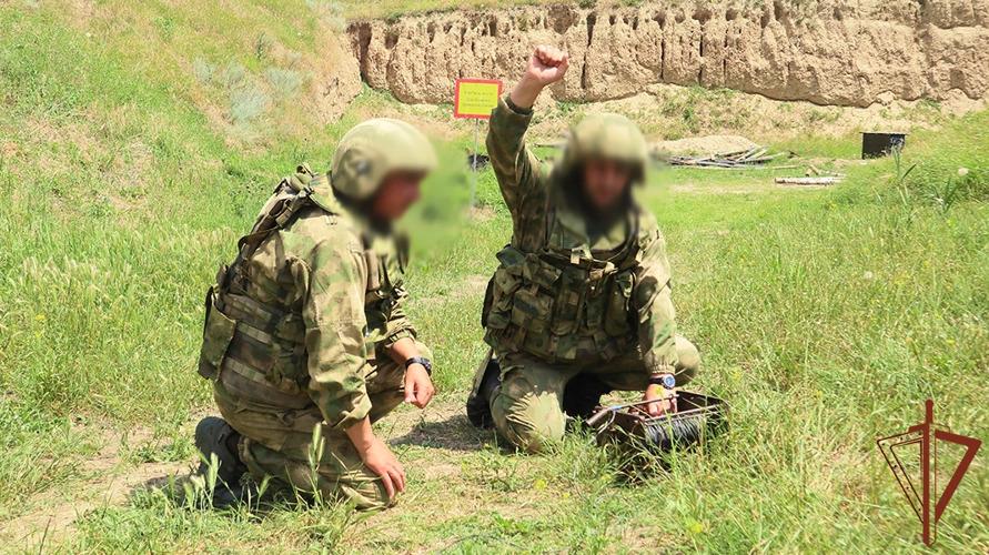 Сапёры Северного Кавказа выявили сильнейших в состязаниях «Без права на ошибку»