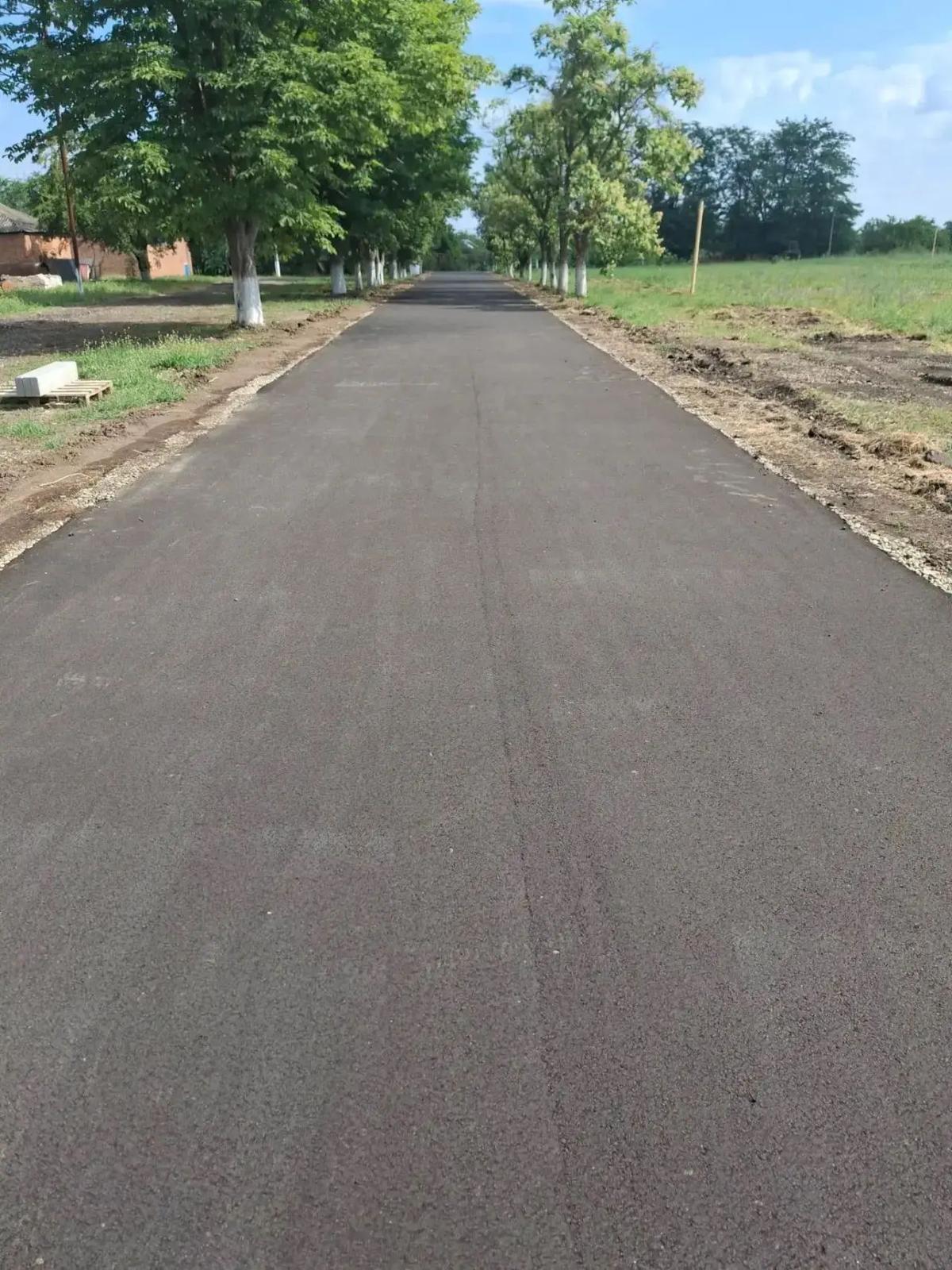 В станице Новоалександровского округа школьникам построили беговую дорожку