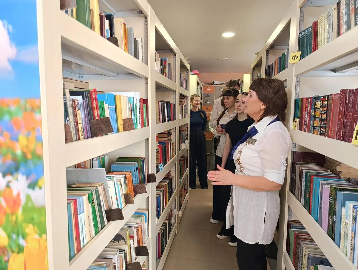 На Ставрополье открыли инклюзивный книжный клуб для детей с нарушениями слуха