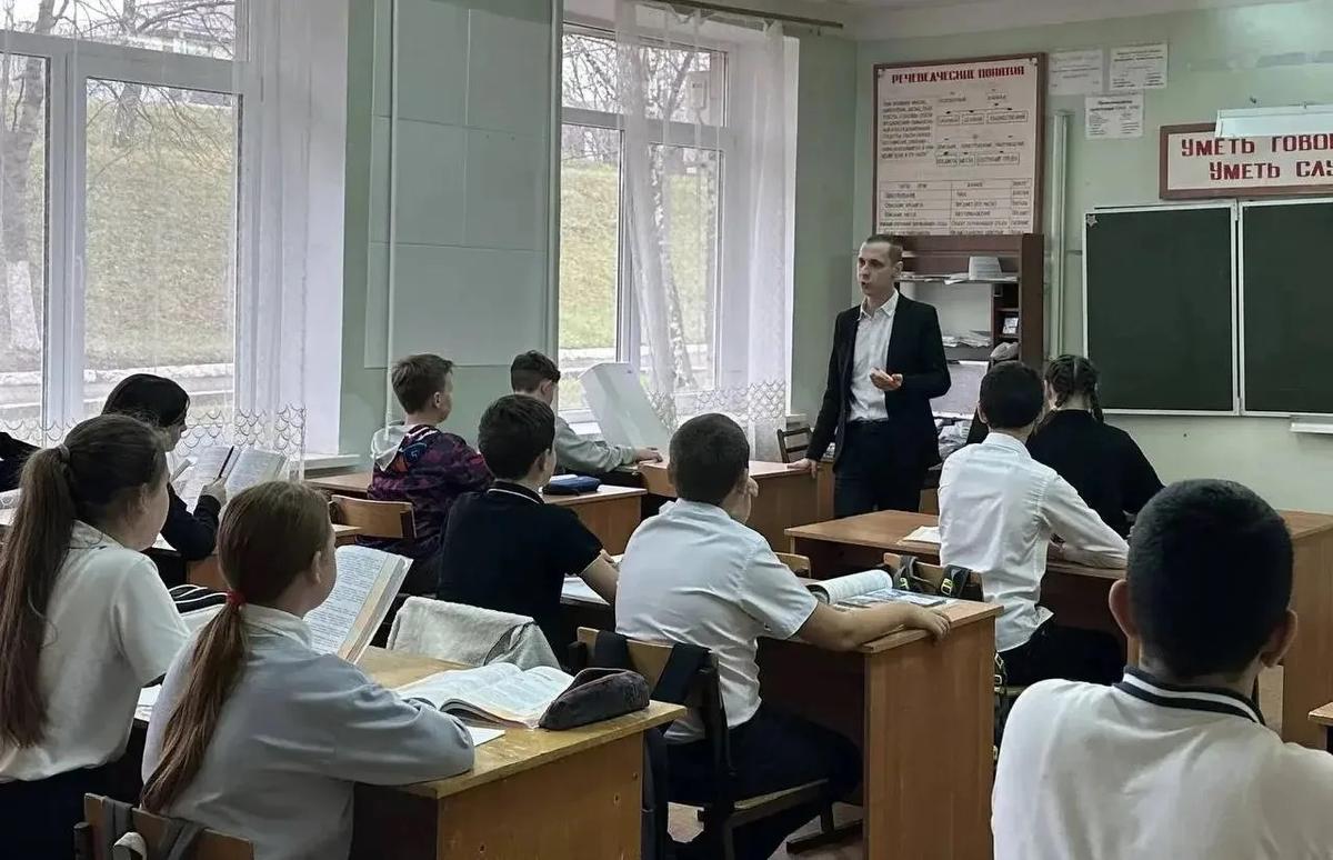 В сентябре в сельские школы Ставрополья на работу выйдут 12 «Земских учителей»