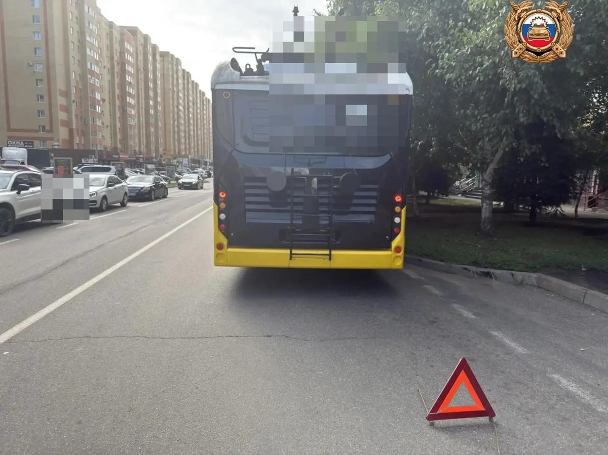 В Ставрополе пенсионерка получила травмы в троллейбусе при резком торможении