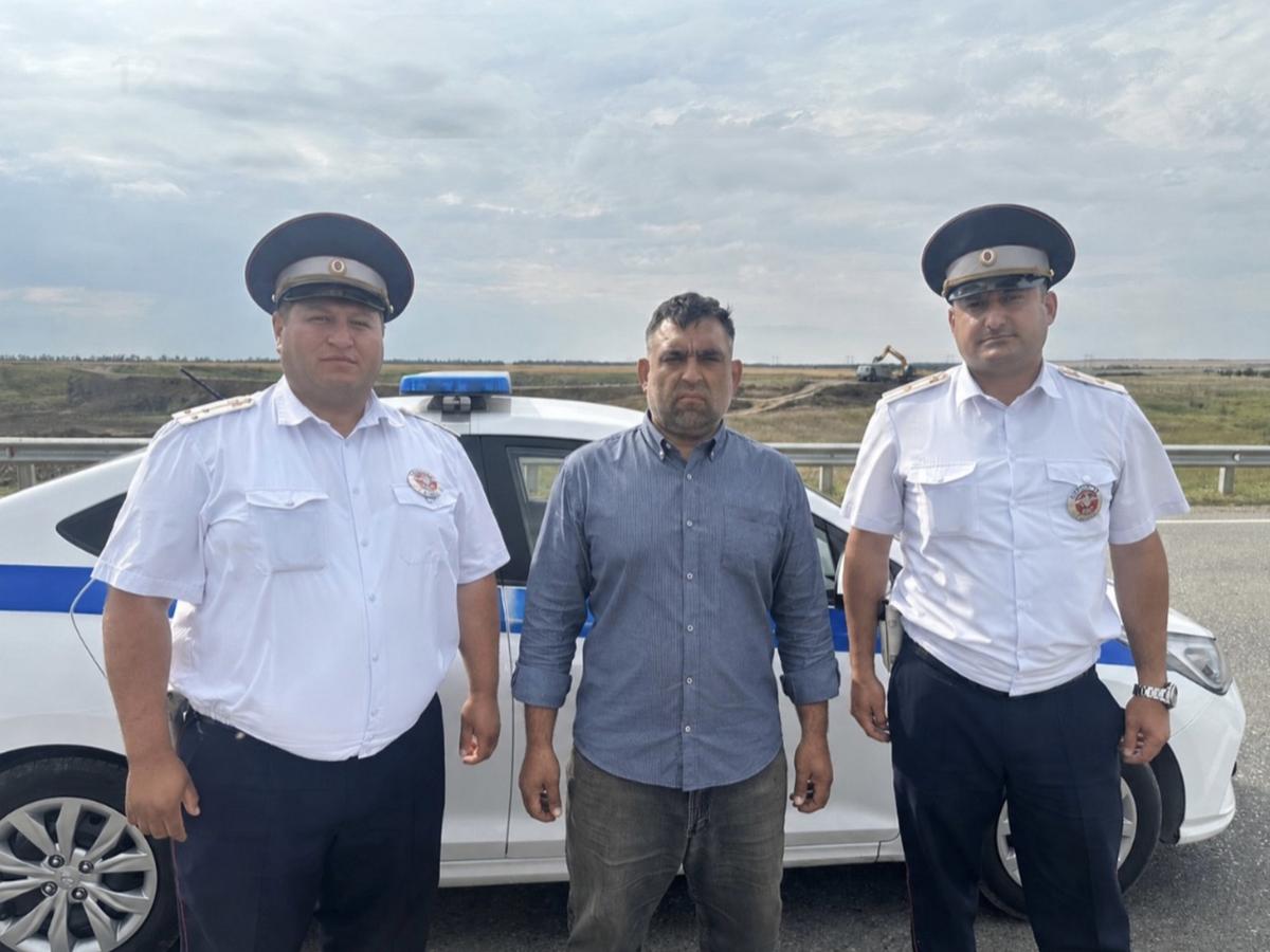 Сотрудники Госавтоинспекции Минераловодского округа помогли автолюбителю