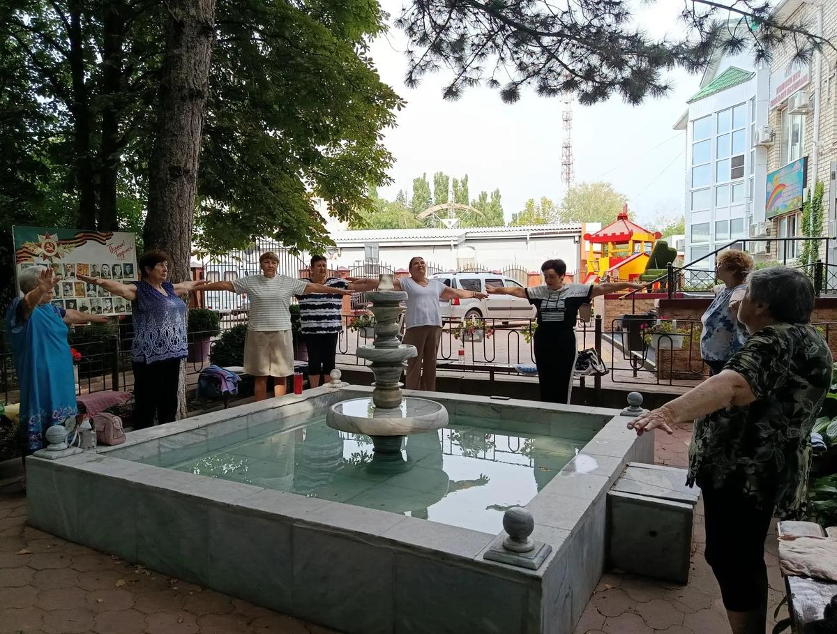 «Серебряный» волонтёр в Шпаковском округе помогает пожилым укреплять здоровье