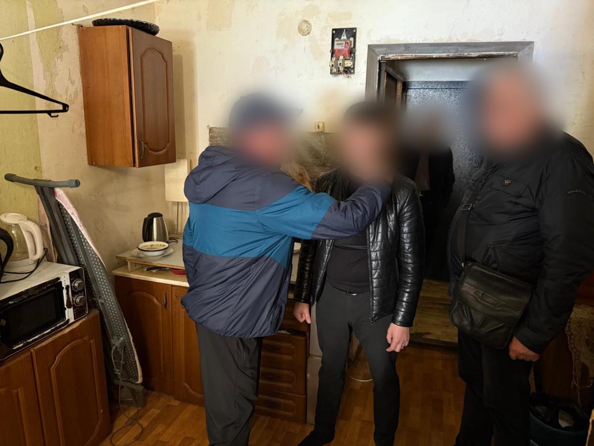 За убийство мужчины в общежитии в Ставрополе из-за женщины виновному дали 8 лет