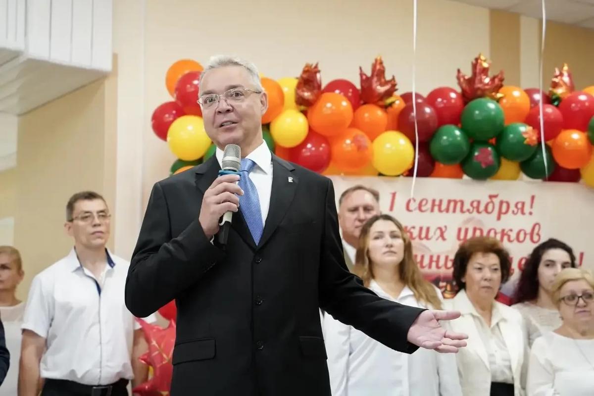Школу в Пятигорске посетил глава Ставрополья в День знаний