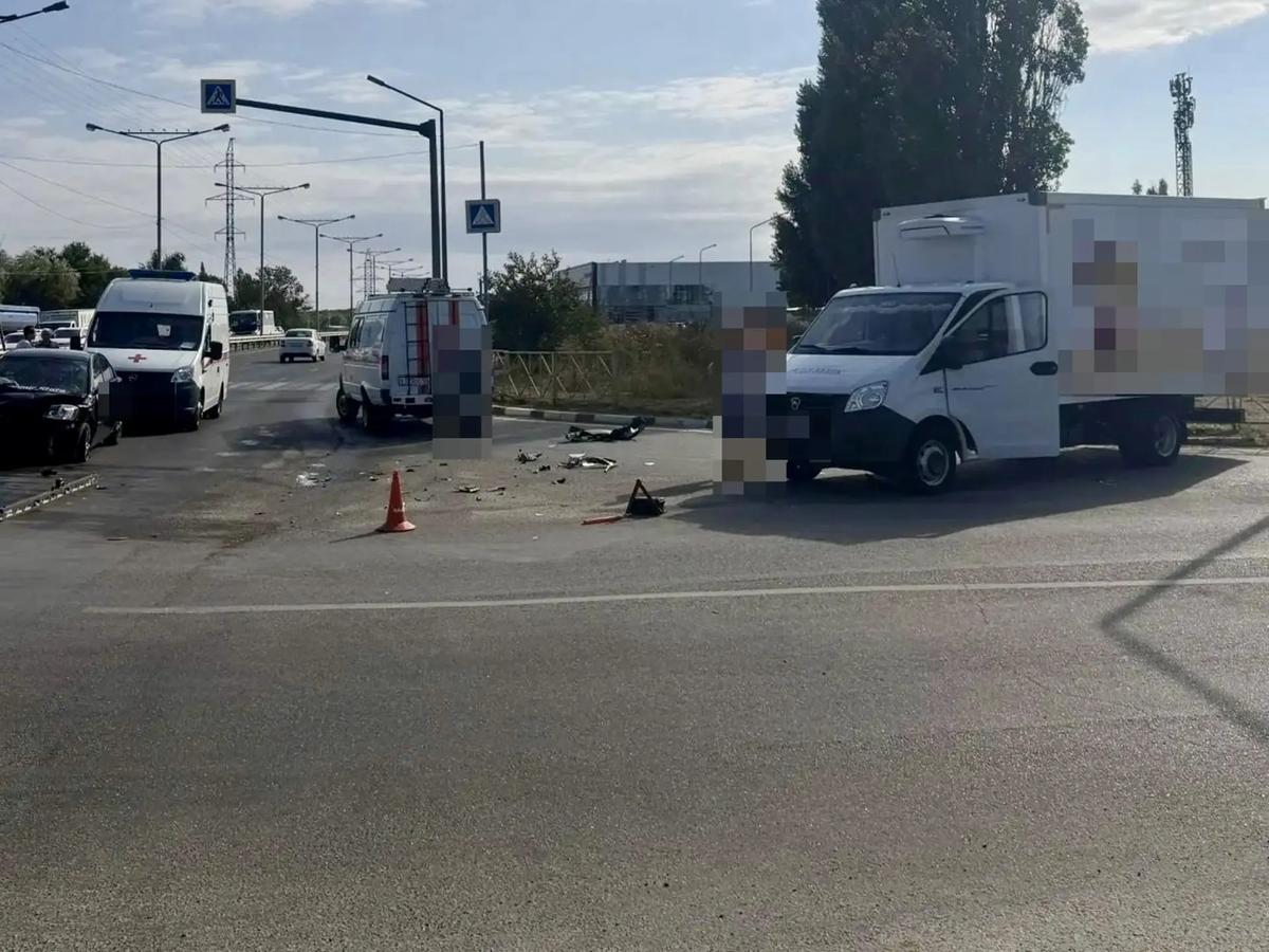 На юге Ставрополя в ДТП серьезные травмы получили два участника