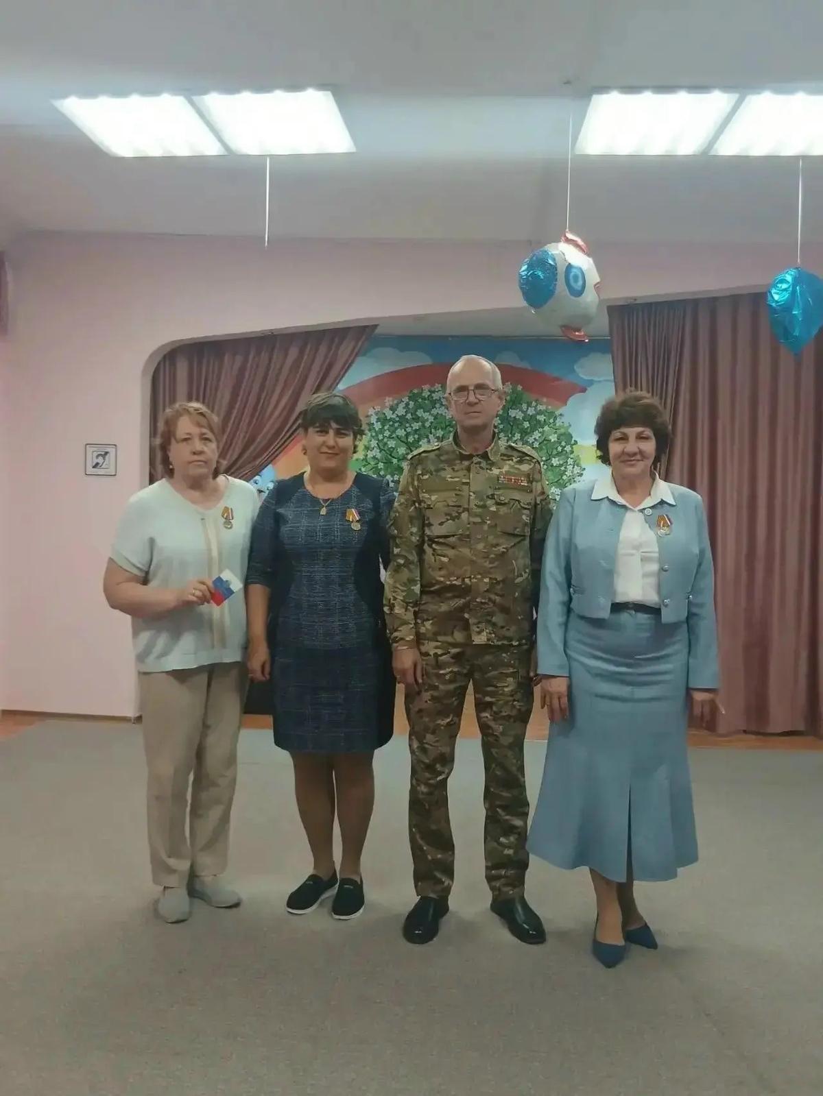 Детсад в Невинномысске наградили медалью за поддержку спецоперации
