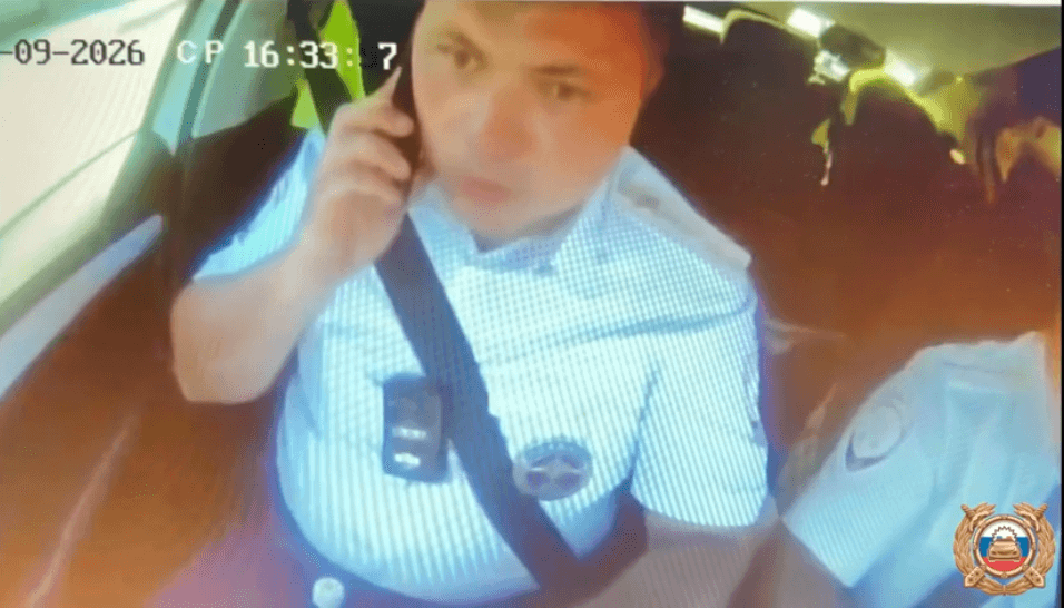 На КМВ экипаж ДПС вовремя сопроводил в больницу пассажира авто с больным сердцем