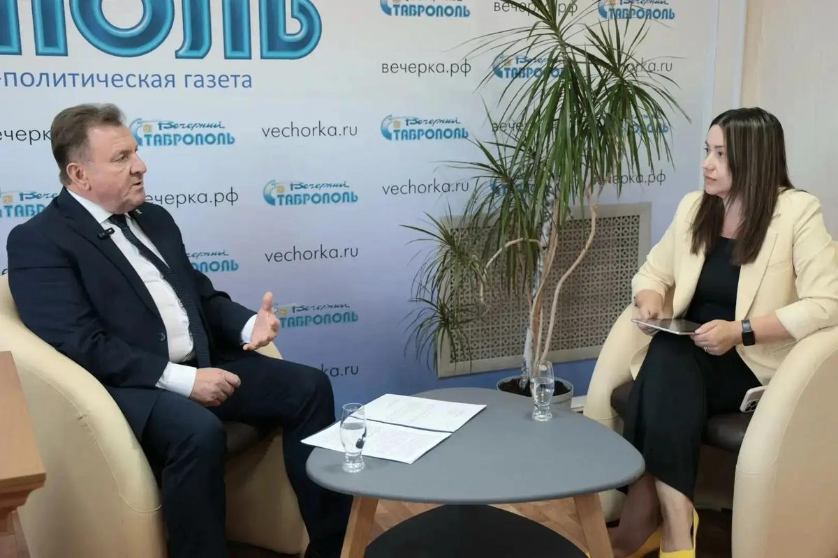 Глава Ставрополя поблагодарил всех присоединившихся к прямой линии