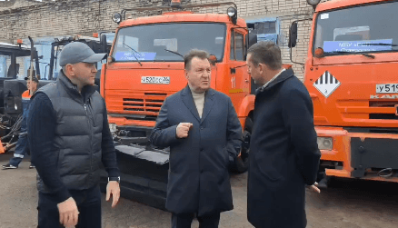 Глава Ставрополя проверил готовность коммунальной техники к зиме