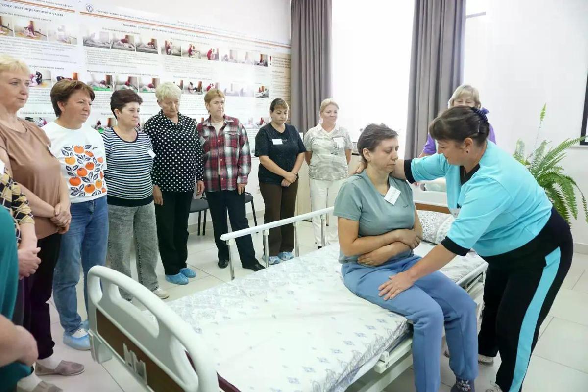 На Ставрополье подготовили тысячи специалистов по долговременному уходу