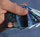 Растет число пользователей кредитных карт