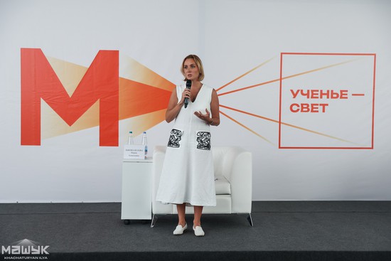 Мария Львова-Белова была почетным гостем первой смены. Пресс-служба молодёжного форума «Машук»