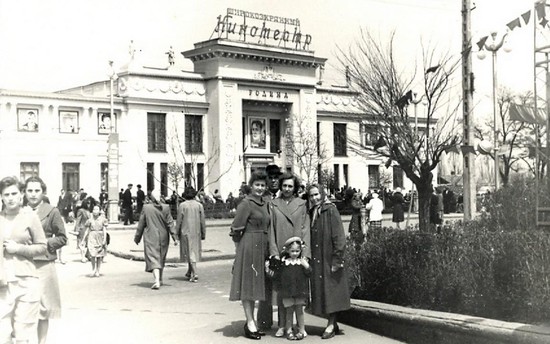 Ставропольский кинотеатр «Родина» в конце 1950-х  (фото из семейного архива И.Ю. Коваленко (Любавиной)