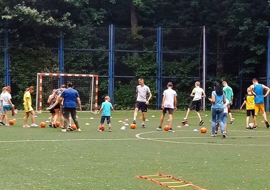 Среди множества различных направлений дети в Ставрополе могут выбрать футбол