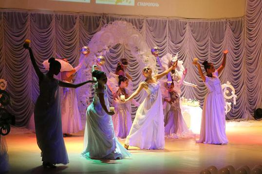 Танец «греческих богинь», конкурс красоты, Миссис Ставропольский край