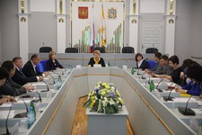 Идет заседание комитета Думы СК по «строительству» образования