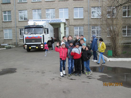 Воспитанники интерната считают ставропольцев друзьями. Фото Леонида Богданова.