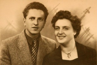 Павел Афанасьевич и его супруга Валерия Ивановна  (снимок из семейного альбома. 1960-е)