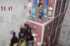 Четверо жителей Ставрополя продавали горожанам поддельный алкоголь с ацетоном