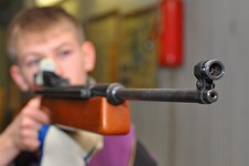 В Невинномысске открыли стрелковый тир для школьников