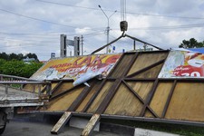 15 незаконных рекламных щитов снесли на подъезде к Ставрополю 