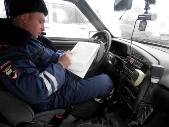 Ставропольские автолюбители и таксисты часто пренебрегают детскими автокреслами