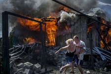 Одна из фотографий серии «Черные дни Украины» Валерия Мельникова, опубликована на сайте World Press Photo