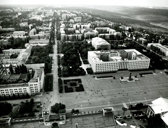 Площадь имени В.И. Ленина в Ставрополе (1970 – 1980-е годы).