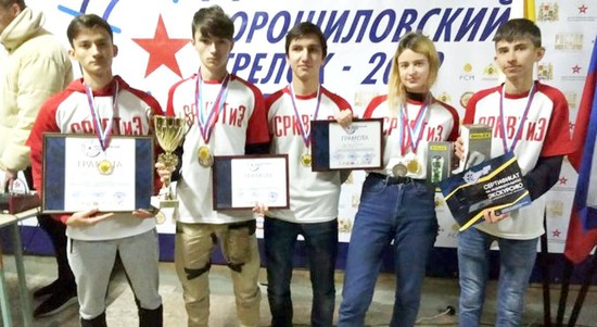 Чемпион Ставрополя команда «Борец» Ставропольского регионального  колледжа вычислительной техники и электроники.