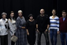Тамерлан Коченов и Лариса Урбан с членами жюри и организаторами фестиваля «АРТ&ШОК» в Краснодаре.