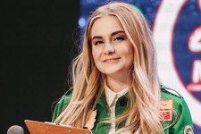  Александра Сподырева ведет конкурс  «Мистер и Мисс студотряд – 2019».