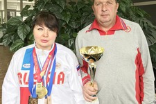 В числе награжденных многократная чемпионка мира по тхэквондо (ГТФ) Наталья Тагиева и ее наставник заслуженный тренер России Виктор Веселов. 