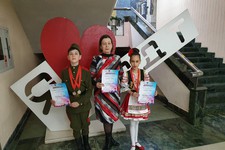 На фото администрация Туркменского округа: Нелли Пащенко, Паша Катрышев и Милана Сафарова.