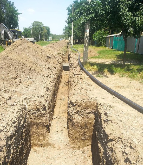 Строительство водопроводных сетей в поселке Михайловка СК. Фото ГУП СК «Ставрополькрайводоканал».