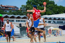 Варна, Болгария, 2021. Первенство Европы по пляжному гандболу. Фото администрации Ставрополя.