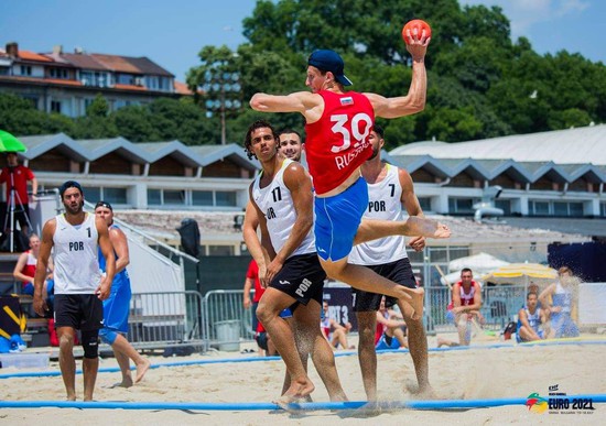 Варна, Болгария, 2021. Первенство Европы по пляжному гандболу. Фото администрации Ставрополя.