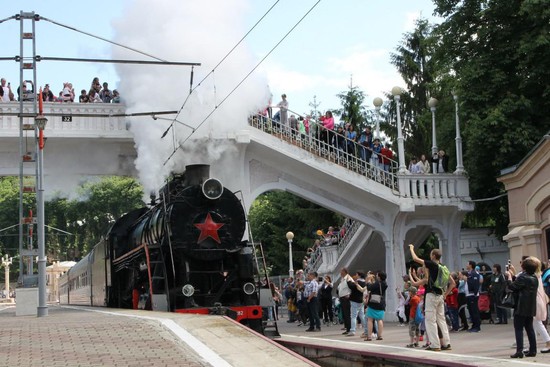 Туристический ретро-поезд на паровой тяге «Кисловодск-Грозный»