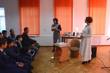 На встрече с читателями в Ставропольской краевой библиотеке  для молодежи имени В.И. Слядневой.