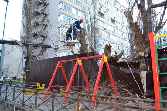 Ликвидация последствий урагана на Ставрополье. Фото администрации Ставрополя