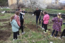 В международном «Саду памяти» зацветут гранатовые деревья кисловодских юннатов