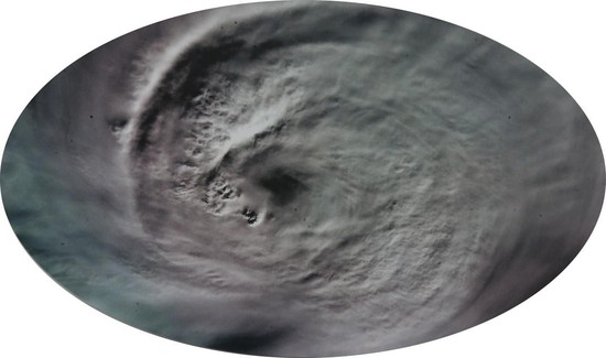 Тайфун из космоса. Фото Сергея Крикалева.