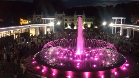 Цветомузыкальный фонтан в Кисловодске