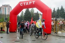 Глава Ставрополя Иван Ульянченко принял участие в велопробеге, посвященном Дню Победы