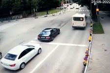 Водителя общественного транспорта в Кисловодске оштрафовали за проезд на красный свет