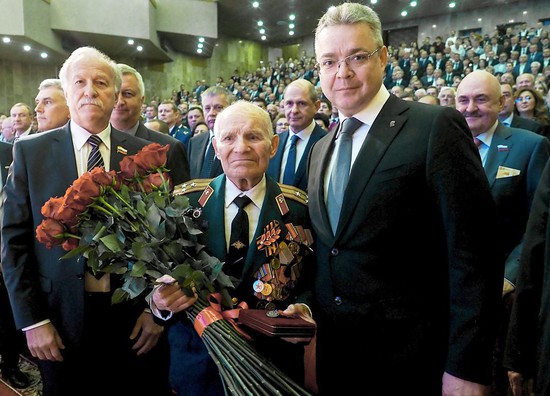 Медалью ордена «За заслуги перед Отечеством» II степени  награжден ветеран Великой Отечественной Дмитрий Скоробогач