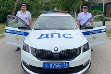 Автоинспекторы Грант Адонц и Георгий Хачатурян. УГИБДД по Ставропольскому краю