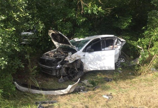 после аварии на трассе "Кавказ" 24-летний водитель в больнице.