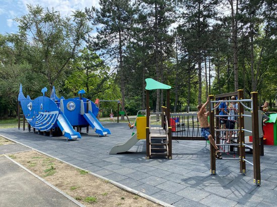 Новая детская площадка. Администрация Изобильненского горокруга Ставрополья