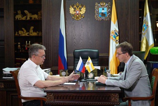 Владимир Владимиров и Сергей Измалков. Фото пресс-службы губернатора СК